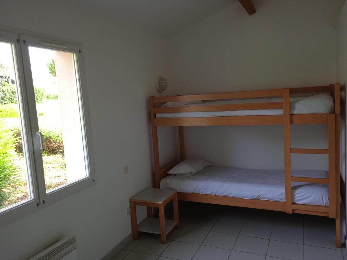 Olydea Le Lambon - Prailles-La-Couarde Hotel Ngoại thất bức ảnh